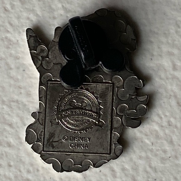 Disney Tinkerbell Pin - Picture 2 of 2